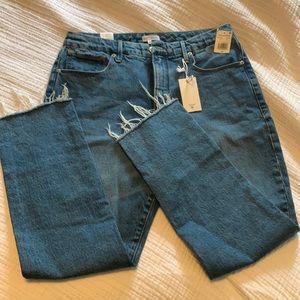 Good American Good Classic Frayed Hem Women’s Jeans